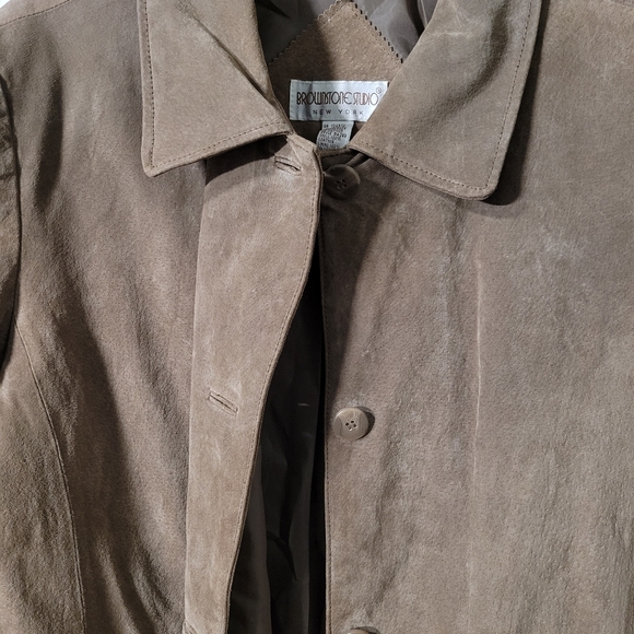 Suede Leather Jacket 🧥 - Picture 5 of 12